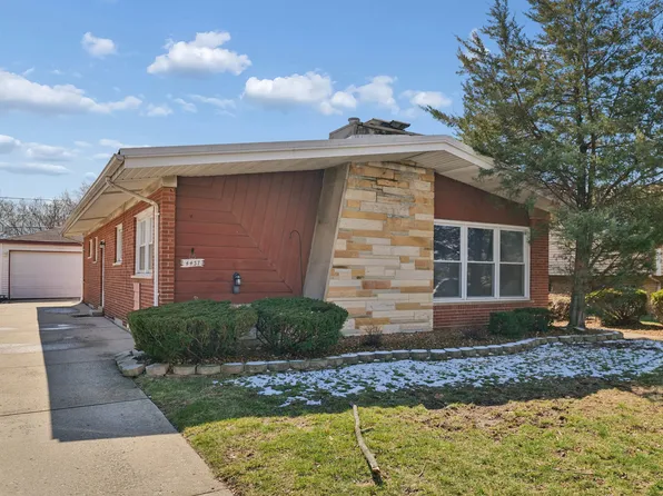 4437 W 100th St, Oak Lawn, IL 60453