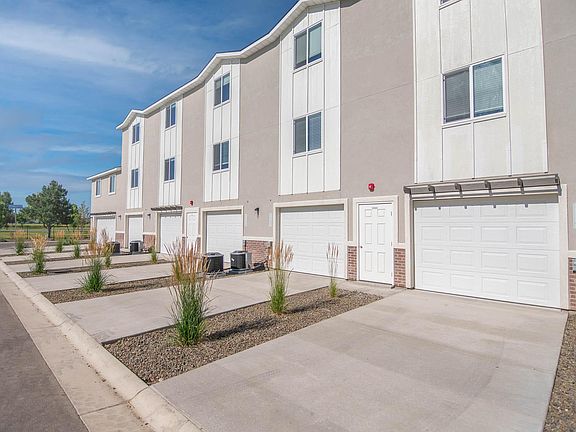 4th image of 16852 Idaho Center Blvd #3B-2Ba-1795Sqft