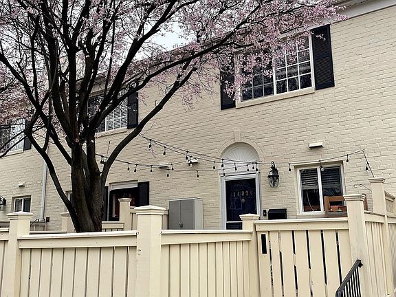 2nd image of 1403 N Van Dorn St #C
