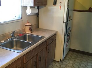 13112 Thraves Rd, Garfield Heights, OH 44125