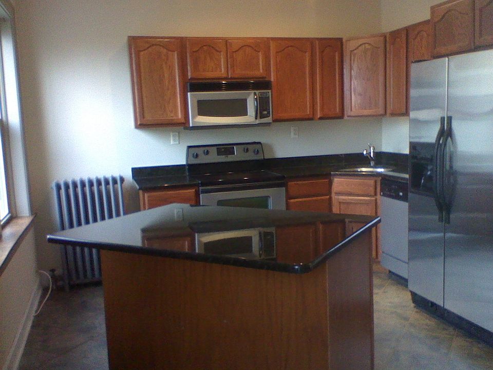 2nd image of 416 E 81st St APT 3