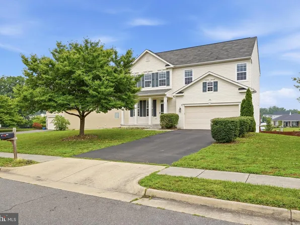 105 Collington Ct, Stephens City, VA 22655