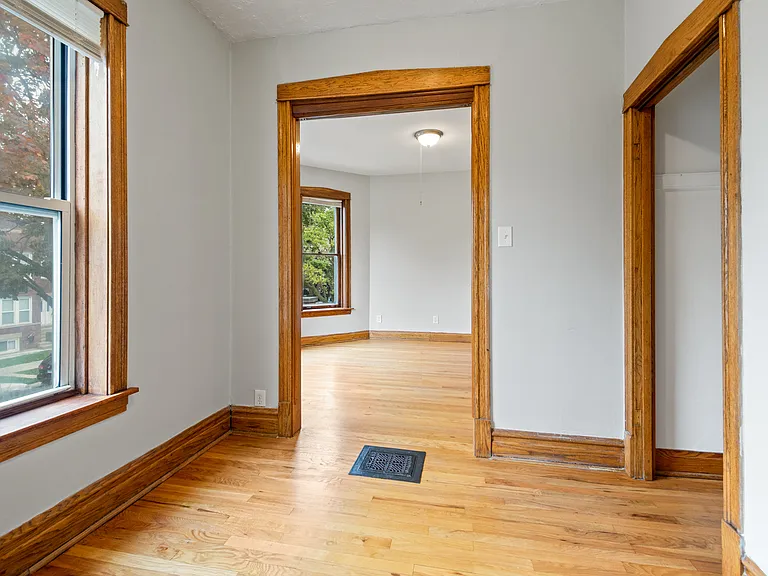 4737 N Kildare Ave #2 — Photo 8