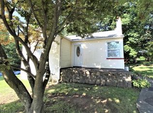 2 Mooney Rd, Ledgewood, NJ 07852