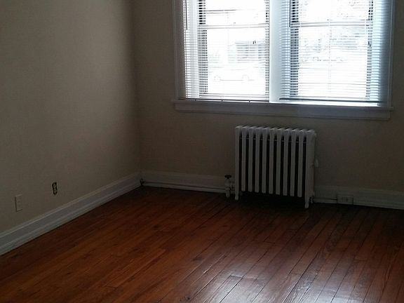 5th image of 451 Ludlow Ave APT 201