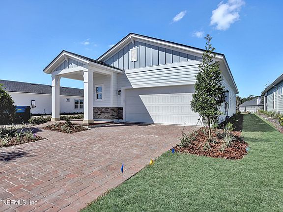3rd image of 122 AMBERWOOD Drive