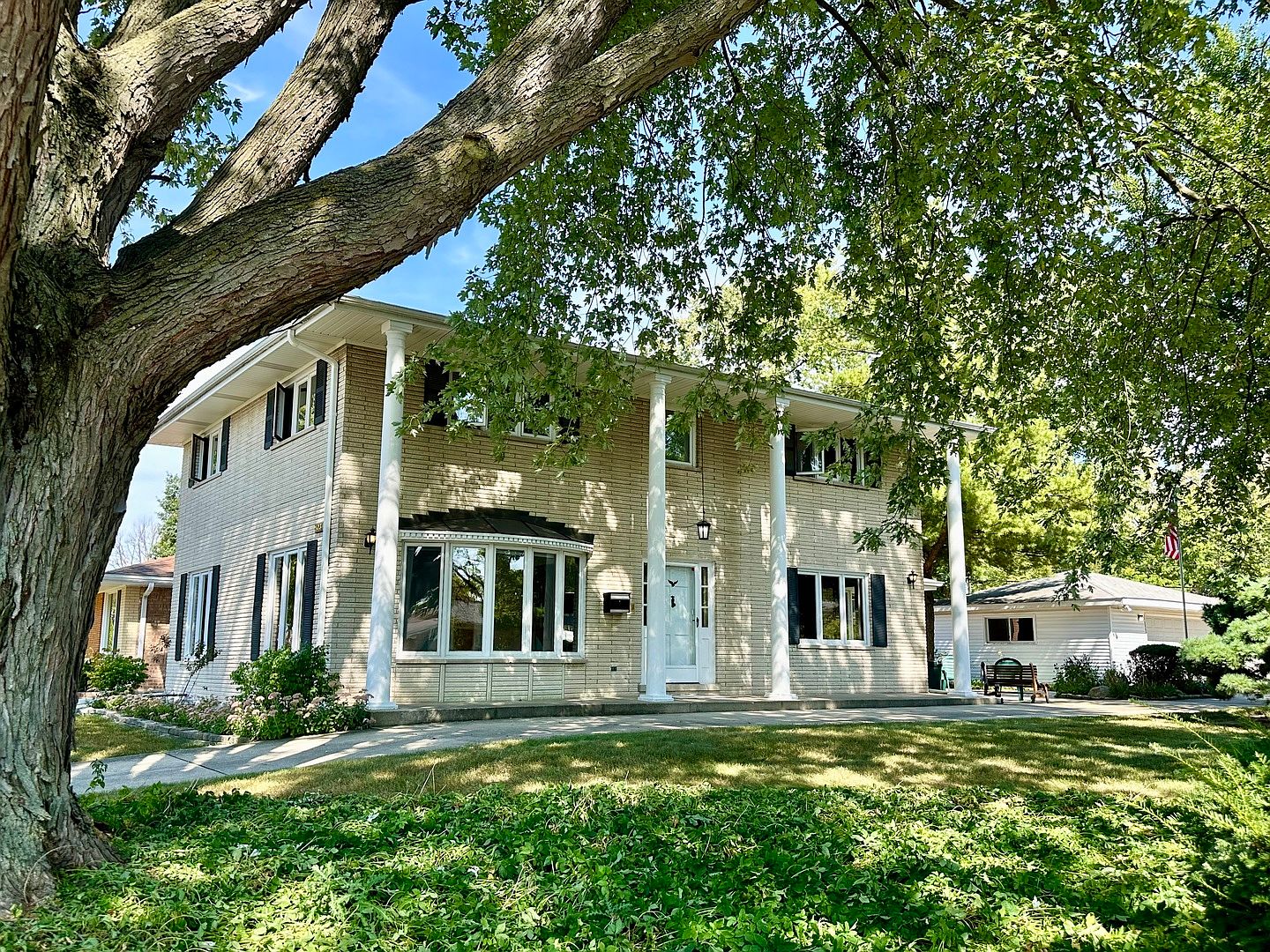 10343 S Kolin Ave, Oak Lawn, IL 60453 | Zillow