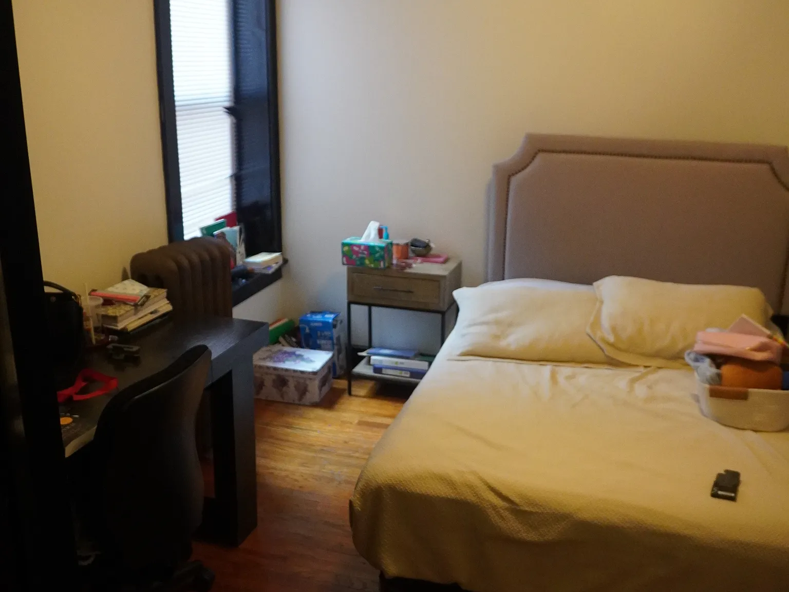 2 bed, 1.0 bath, 1200 sqft, $2,200 — Photo 2