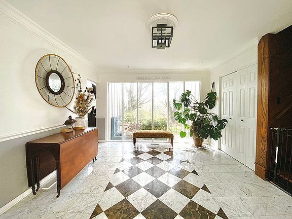 Quad-split with Open Foyer