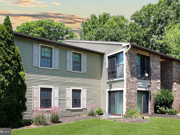 76 W Bluebell Ln #B, Mount Laurel, NJ 08054