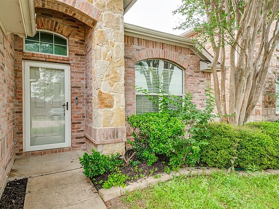 2nd image of 1005 Comfort Dr