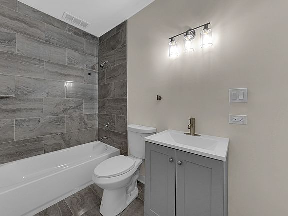 5th image of 515 George Ave #1