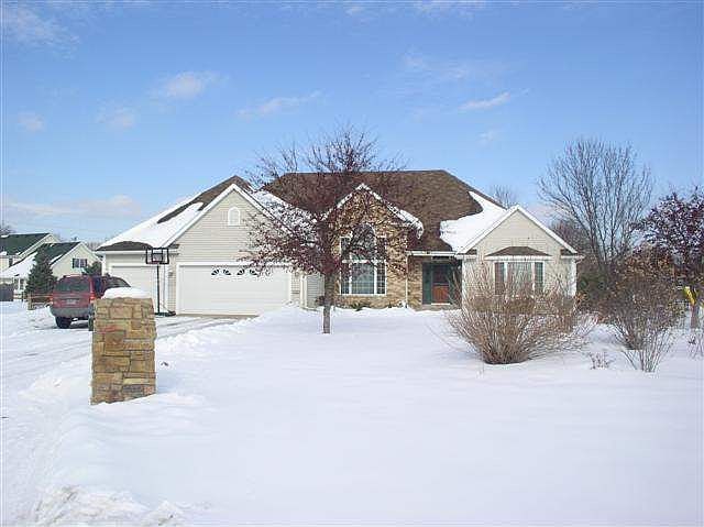 1st image of 22981 Basswood Ct