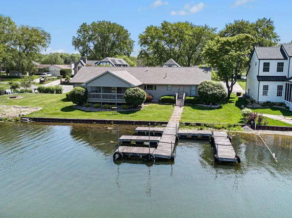 62546 Diamond View Dr, Cassopolis, MI 49031