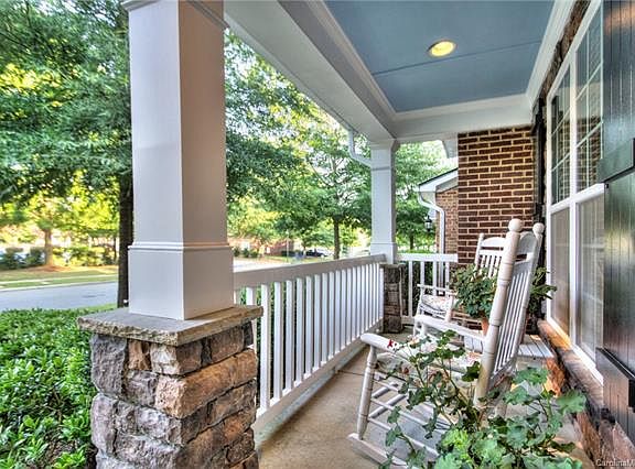 4th image of 10307 Blairbeth St