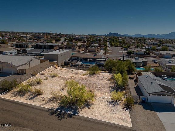 2nd image of 2500 Tovar Ln