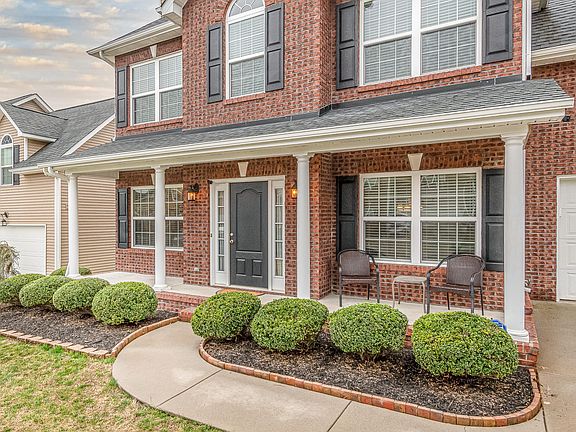 3rd image of 7621 Asher Ln
