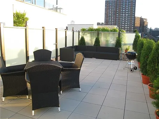 Sold by Kian Realty | media 4