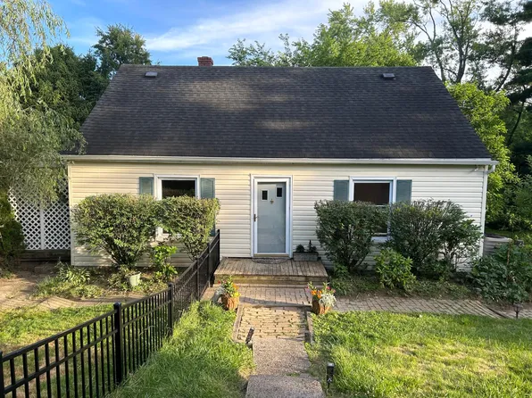 215 Ridge Ave, McKnight, PA 15237