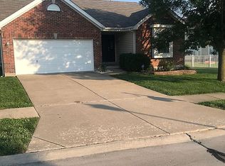 1220 Briarchase Dr, Lake Saint Louis, MO 63367