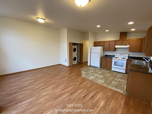 4th image of 1431 NW 62nd St Unit 302