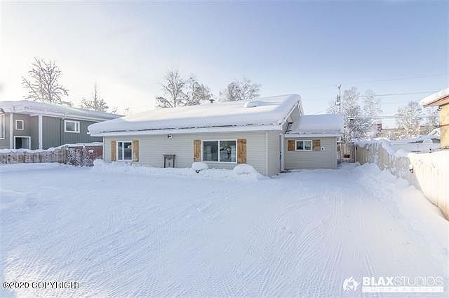 1st image of 1546 Eielson St