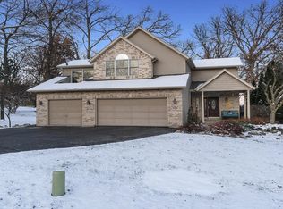 2016 Candlewick Dr SW, Poplar Grove, IL 61065