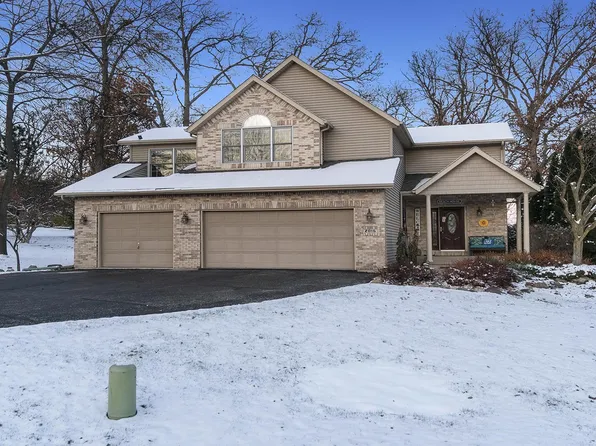 2016 Candlewick Dr SW, Poplar Grove, IL 61065