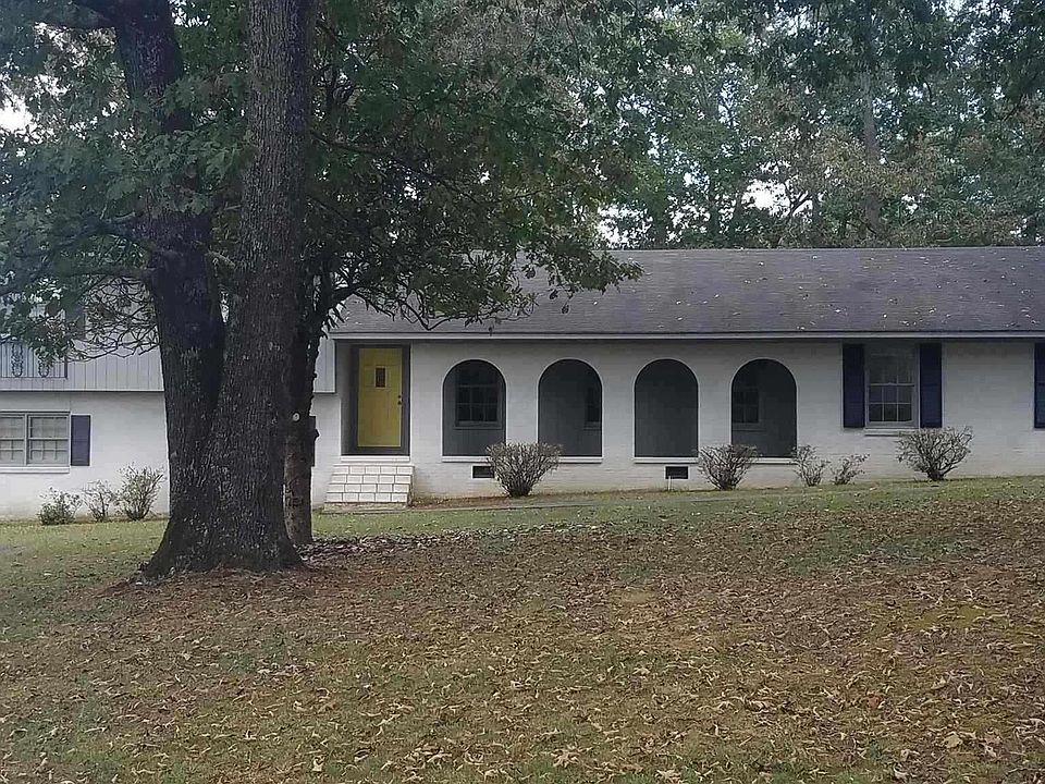 1st image of 864 N College Dr