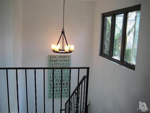 4th image of 506 Camino Real
