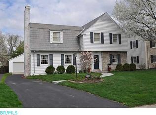 1998 Tewksbury Rd, Columbus, OH 43221