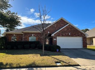 1006 Fieldstone Dr, Cedar Hill, TX 75104