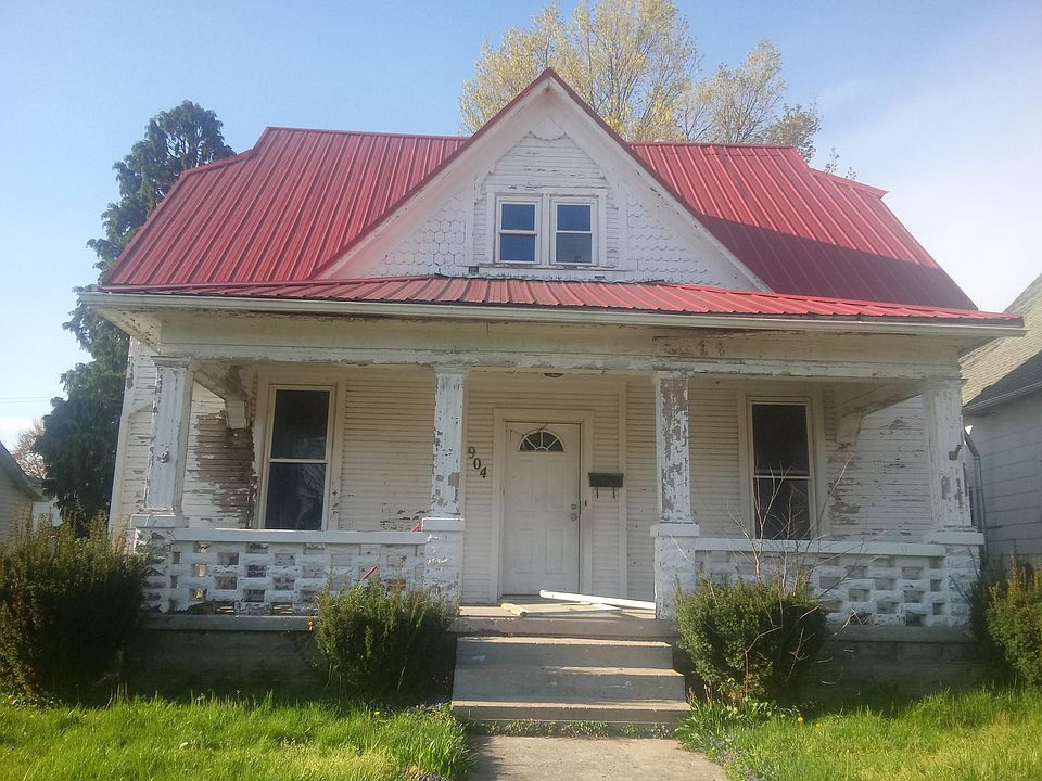 1st image of 904 W Greene St