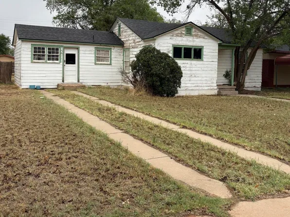 707 E Lake St, Brownfield, TX 79316