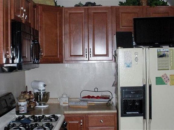 5th image of 1153 Olivia Ln