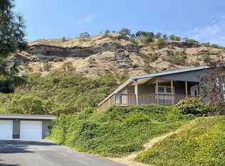 2402 W 16th St, The Dalles, OR 97058