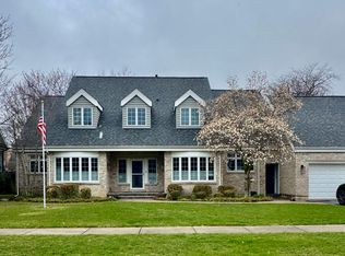 268 Eaton St, Northfield, IL