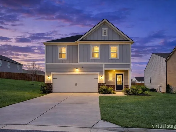 31 Valleywood Ct, Dawsonville, GA 30534