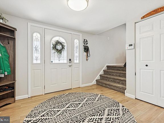 4th image of 27 Lindley Rd