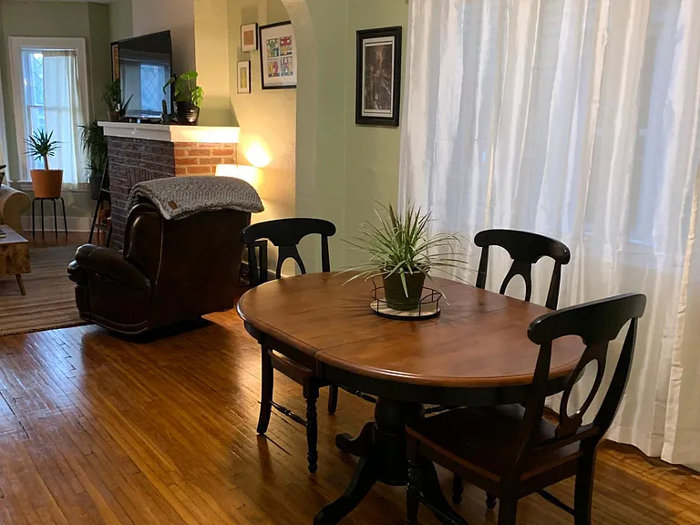 709 Richmond Ave #1 — Photo 14