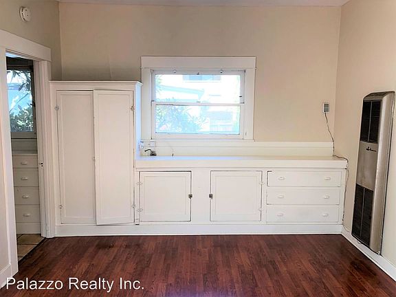 2nd image of 1058 Molino Ave APT 7