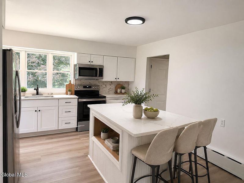 5th image of 1100 Hudson Avenue