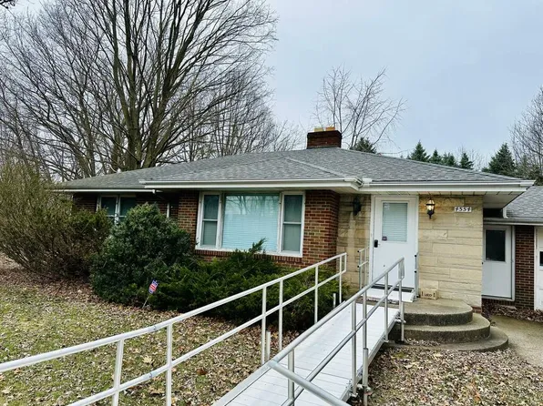 4554 N Roosevelt Rd, Stevensville, MI 49127