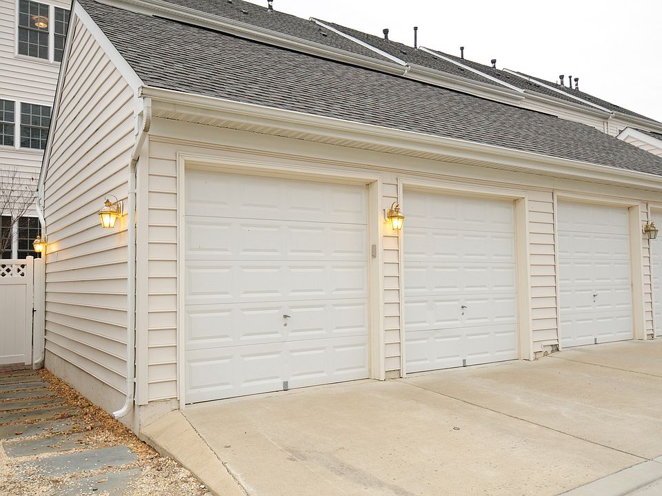 1st image of 22938 Olympia Dr