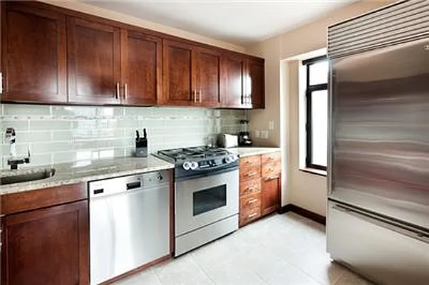 Sold by Heddings Property | media 17