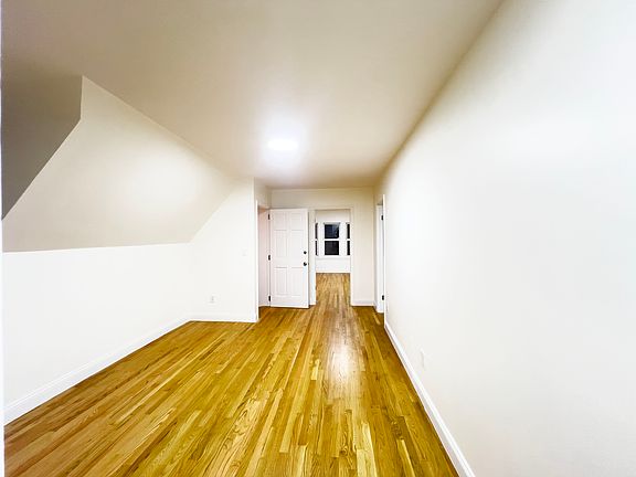 3rd image of 430 E 5th St APT 3