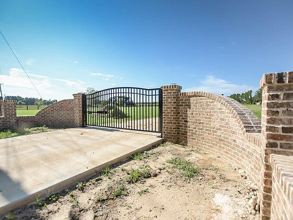 3rd image of 4303 Seckinger Road