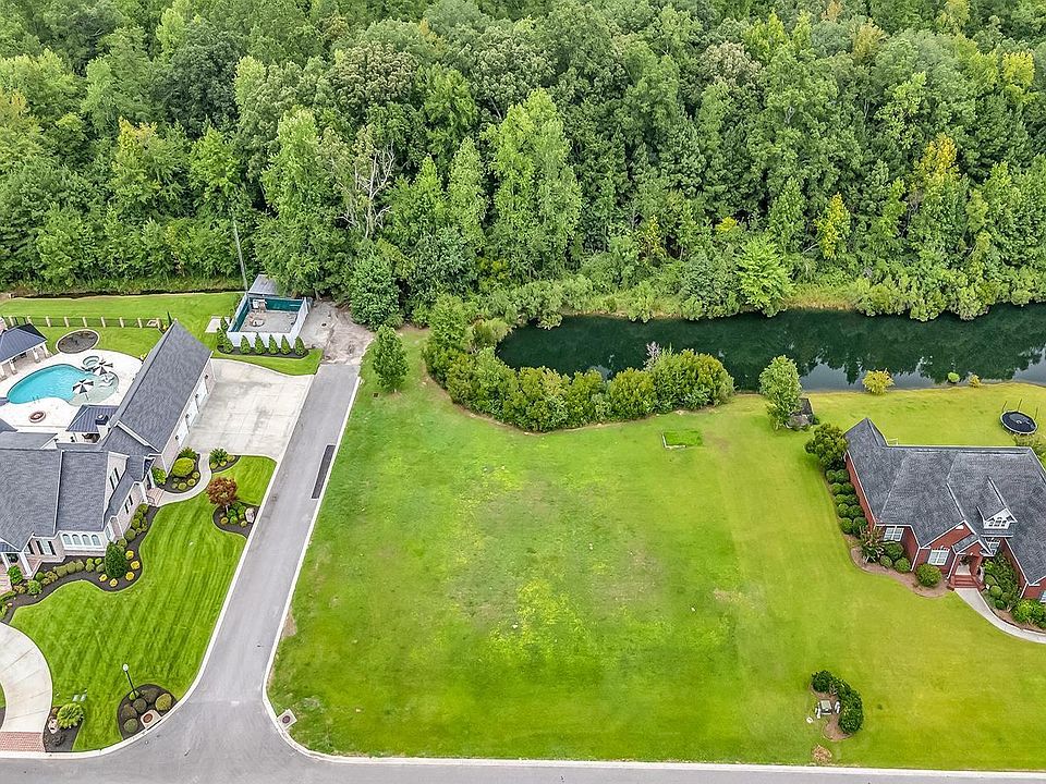 1st image of 4320 Bradford Dr. LOT 27
