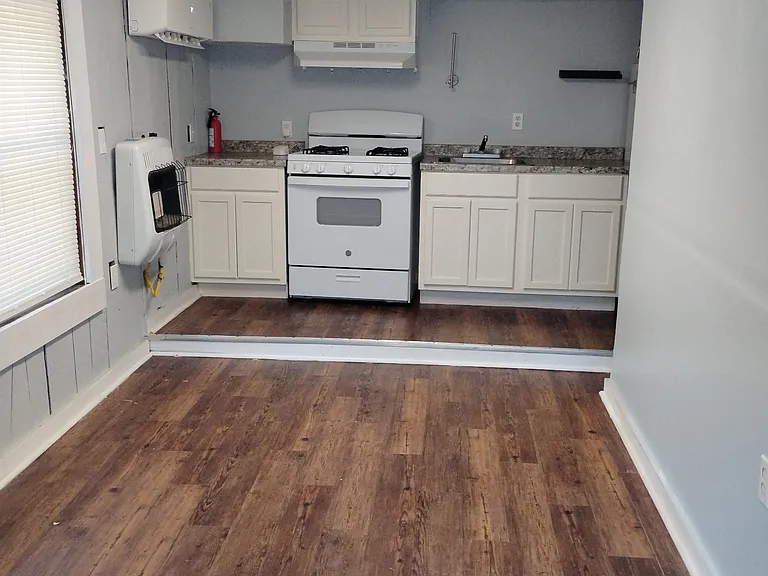 1217 N 32nd Ave #3 — Photo 1
