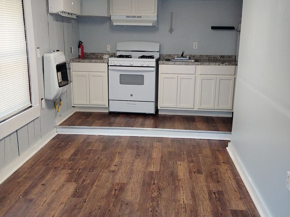 1st image of 1217 N 32nd Ave #3